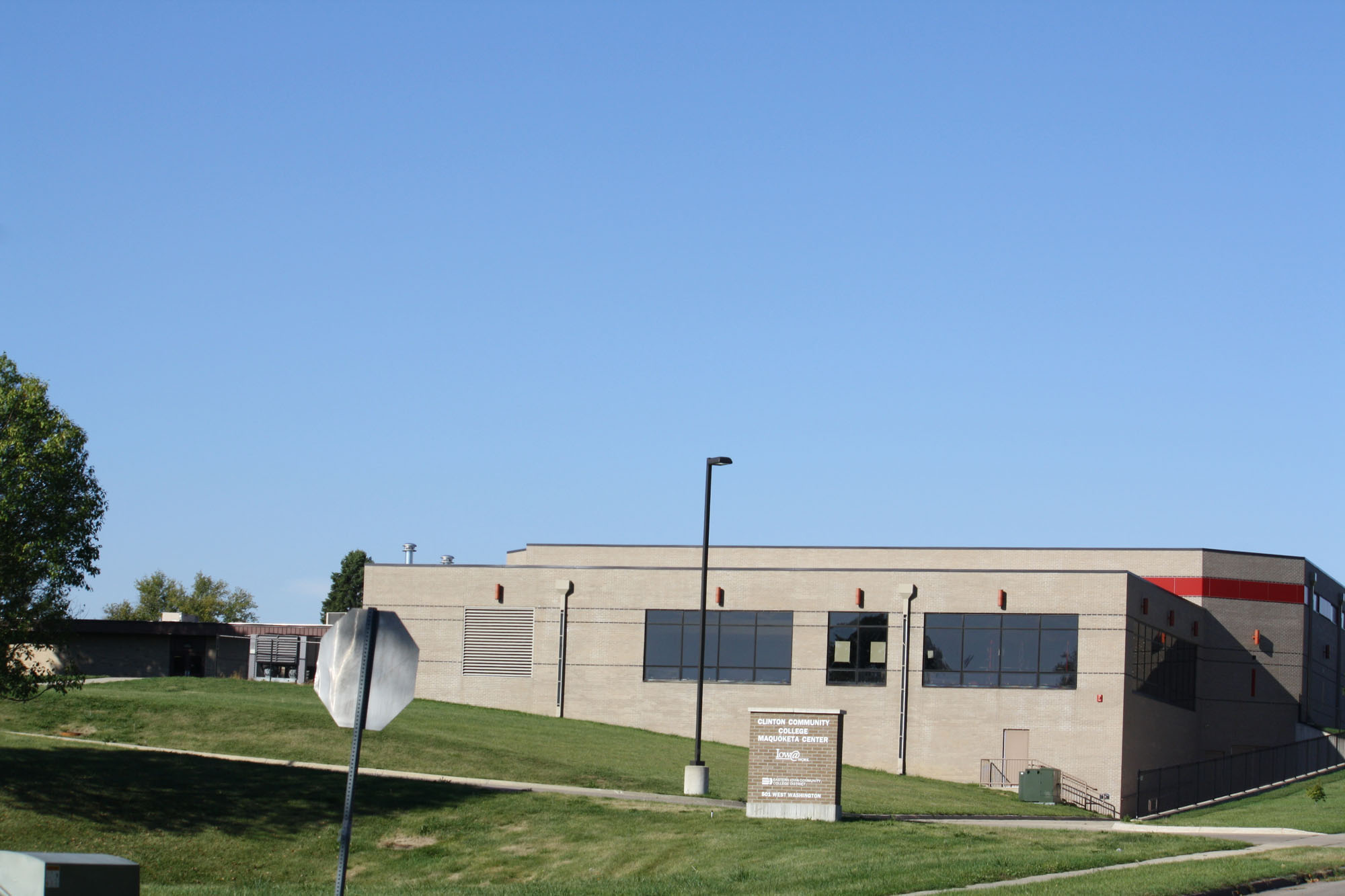 Maquoketa High School